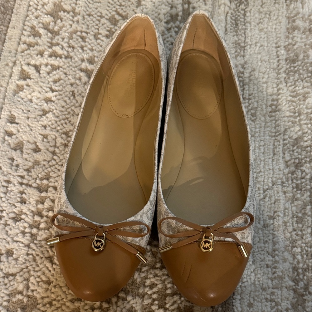 Michael Kors Tan and Cream Loafers